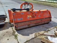 Used Farm Machinery: SHREDDERS AND ARMS